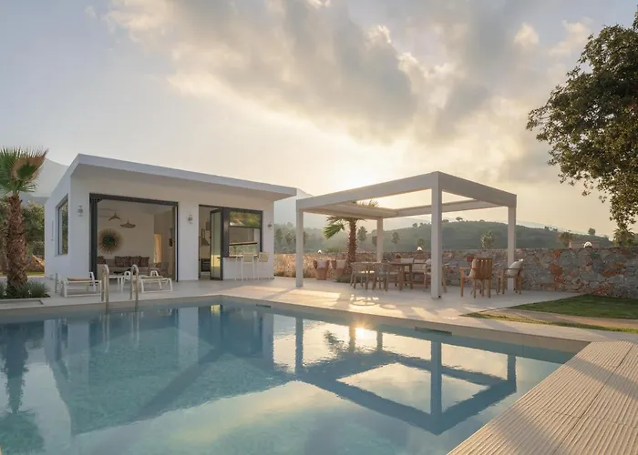 Pelagias Villa Lefka With Heated Pool