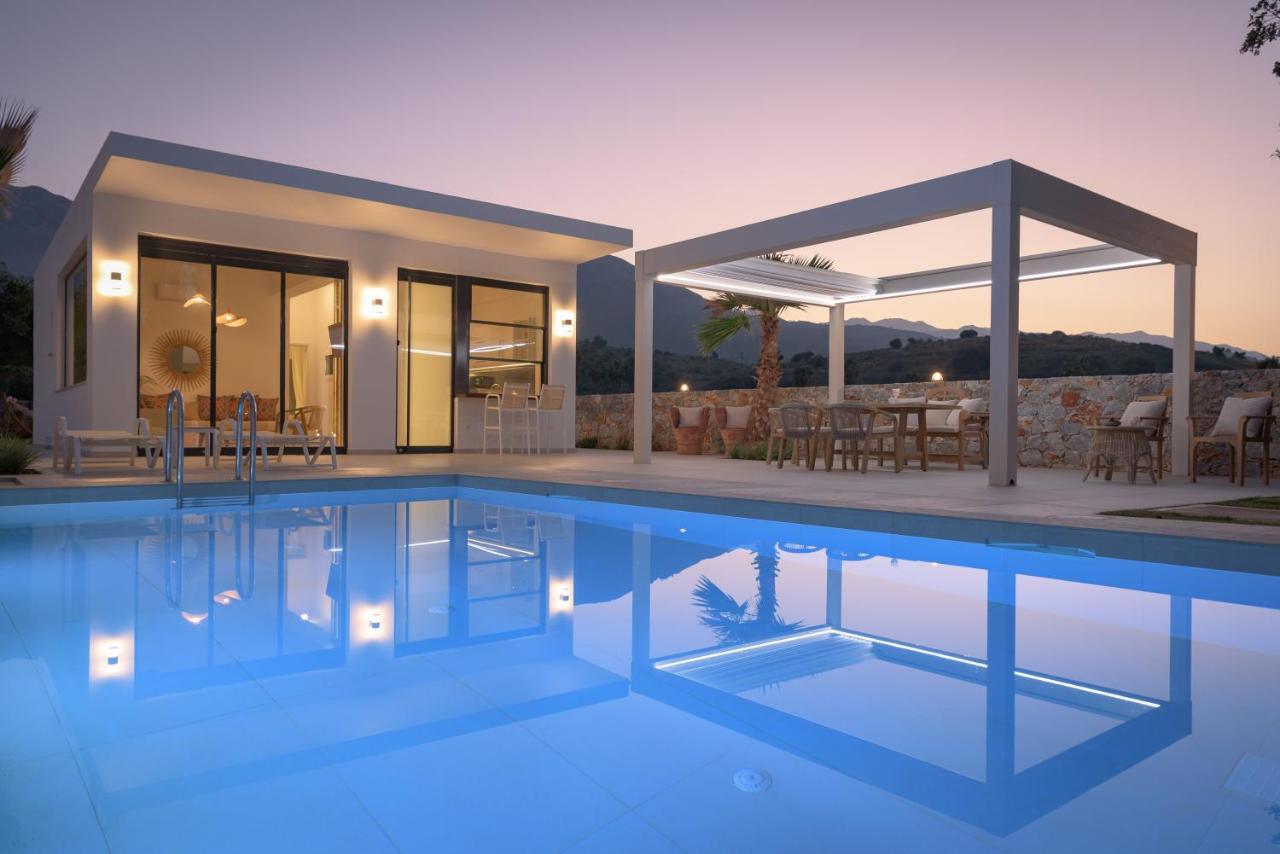 別墅 Pelagias Lefka With Heated Pool Mathes