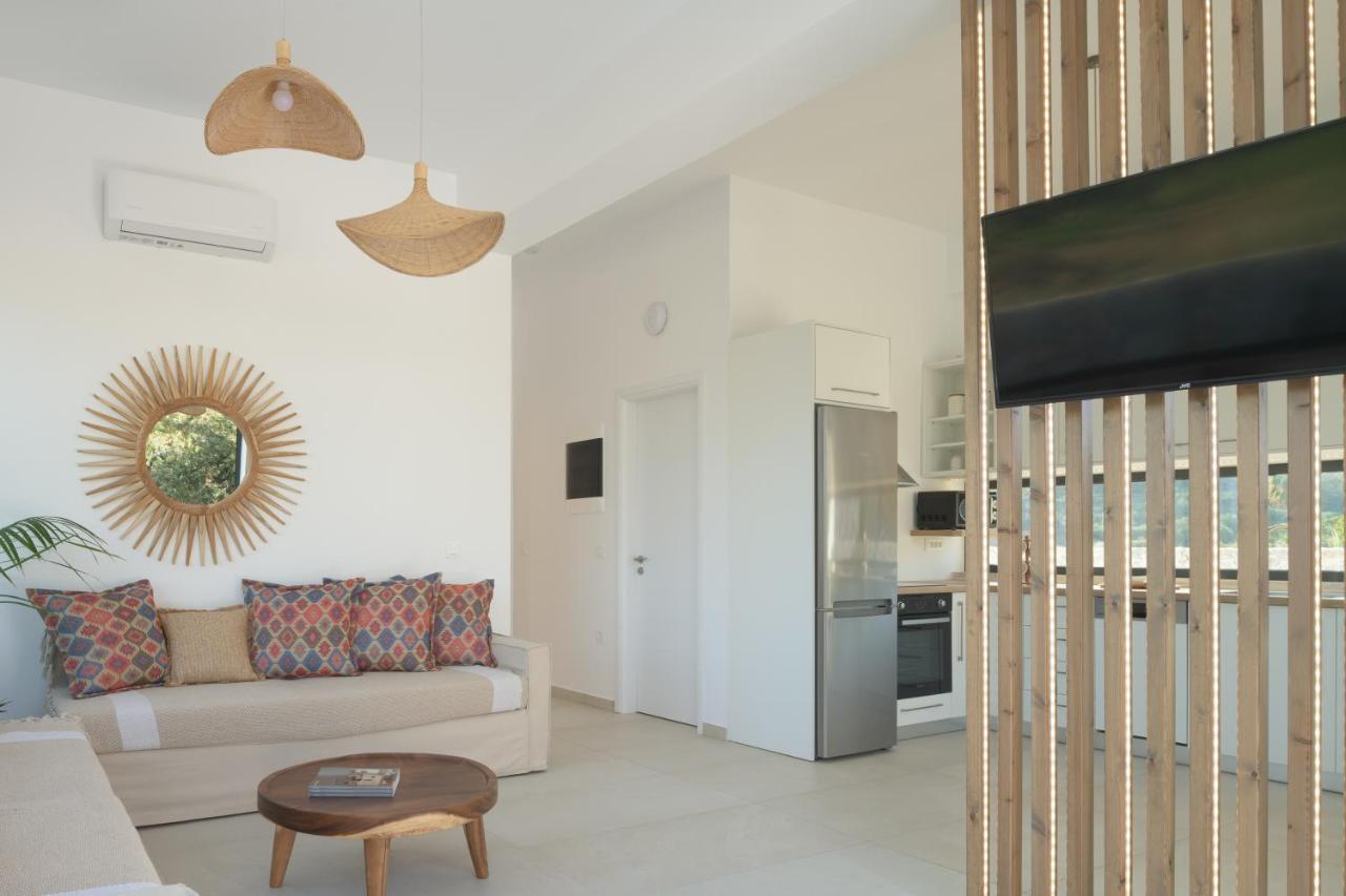 Pelagias Lefka With Heated Pool * Mathes